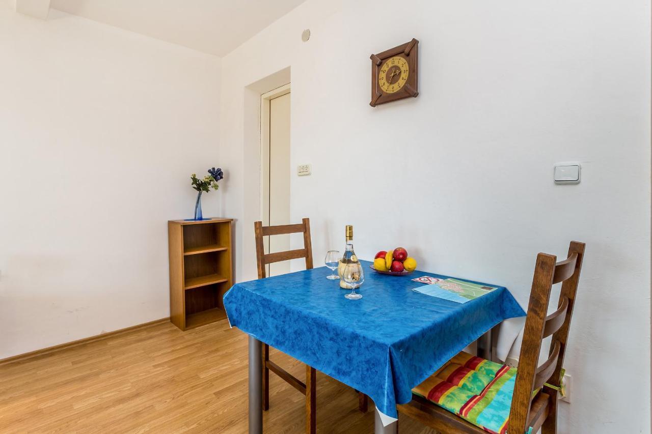 Apartments Antun Krk Island Esterno foto